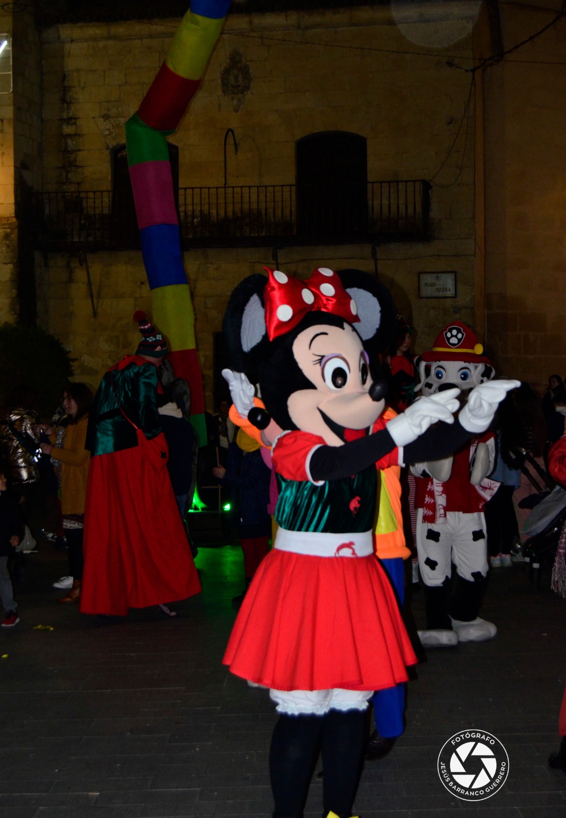 18-1 PASACALLES FRASKY ANIMACIONES