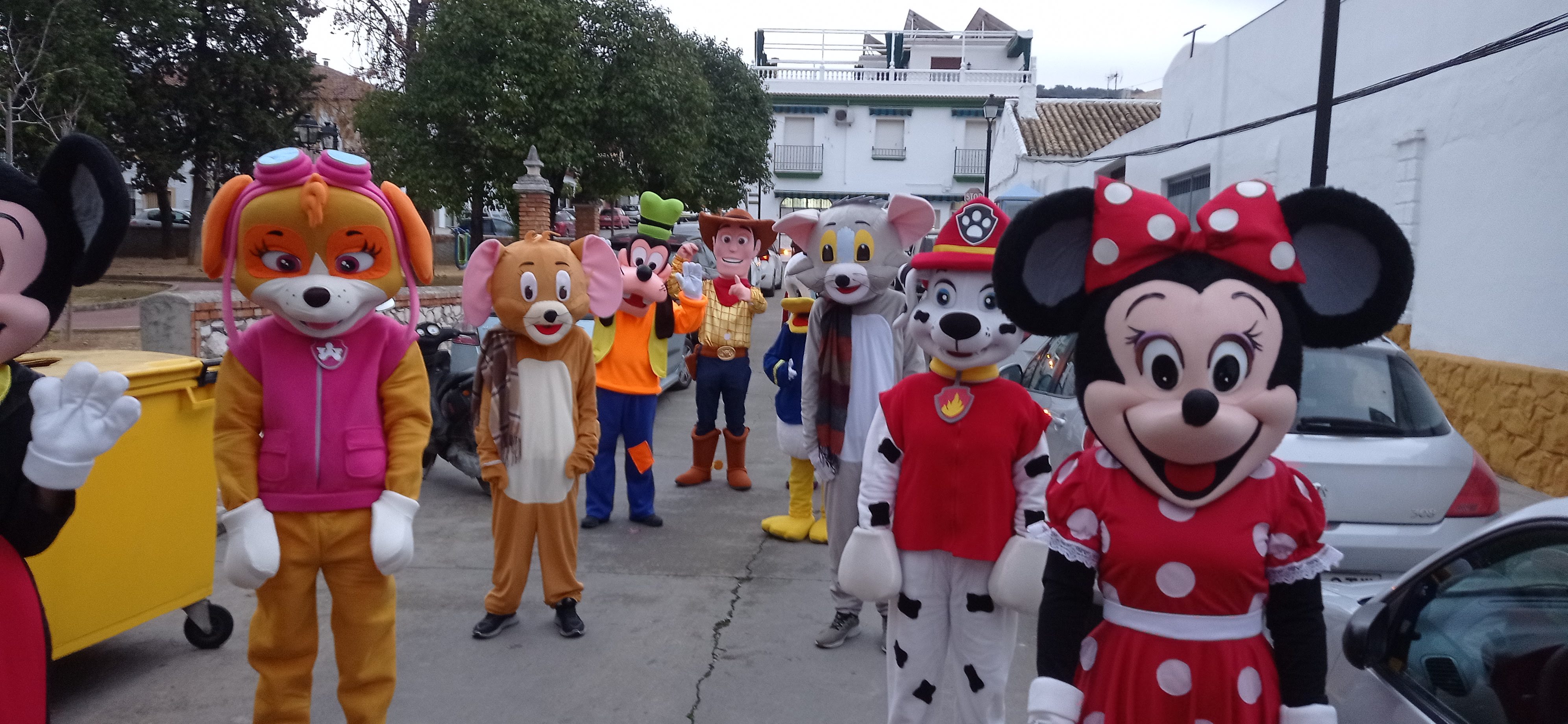 39 PASACALLES FRASKY ANIMACIONES